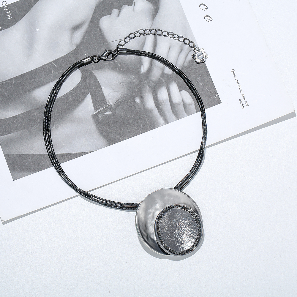 Halsband Epic silver
