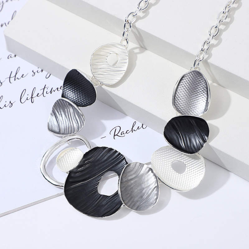Halsband Black Cobra
