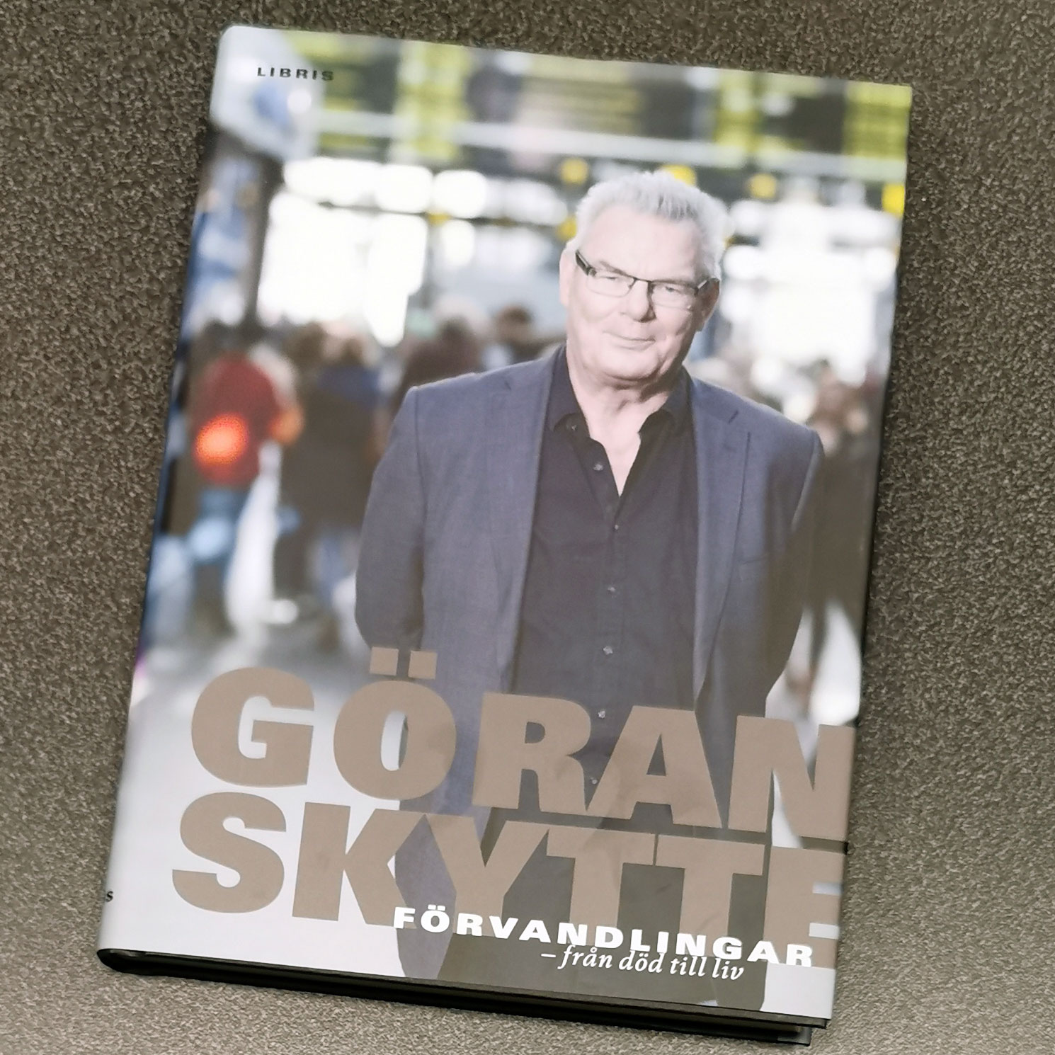 Bok - Förvandlingar : från död till liv