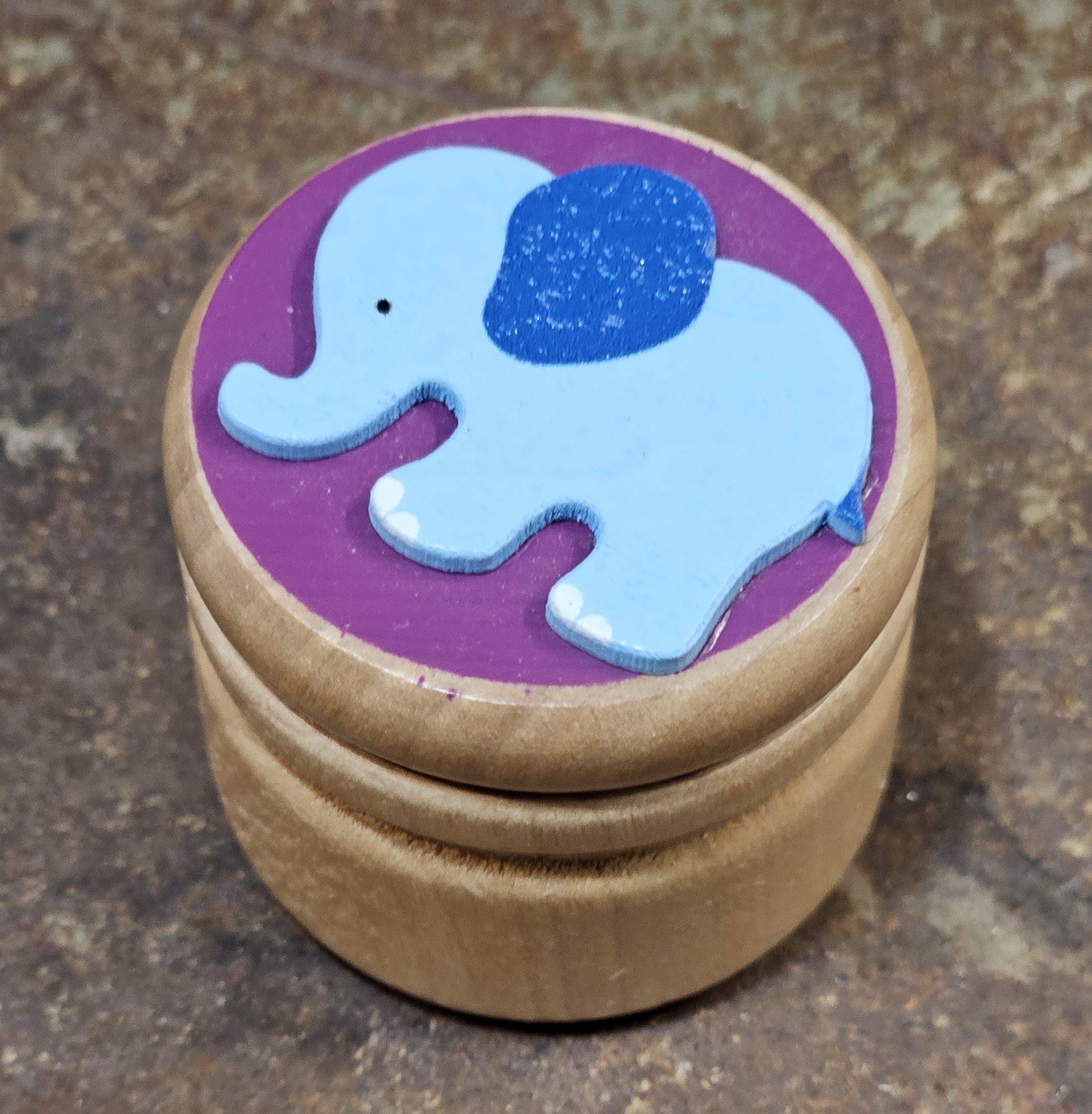Ask för mjölktänder - Elefant