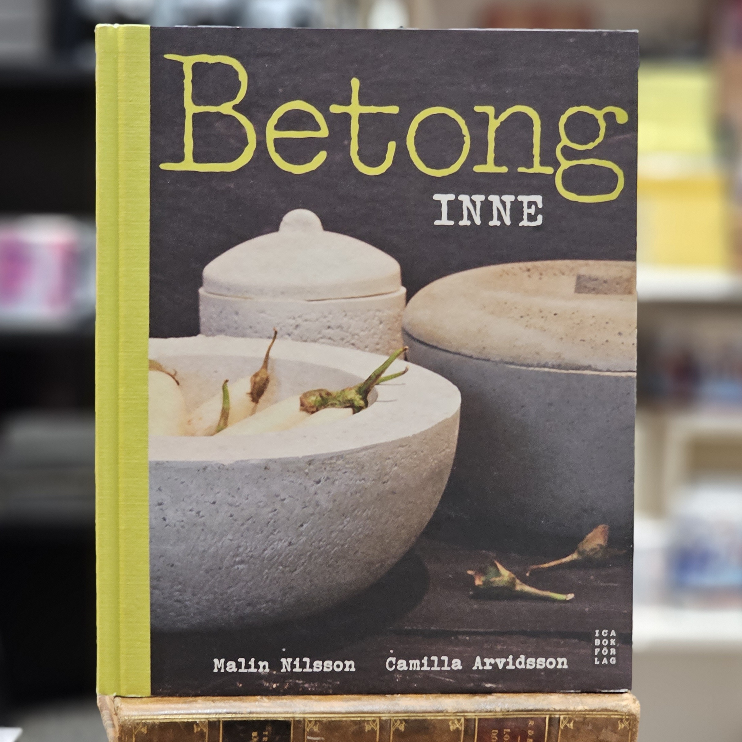 Bok - Betong inne