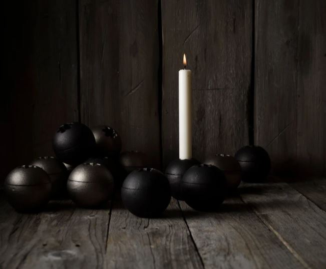 Drosselmeyer Ljusstake Orb stumpstake - Svart