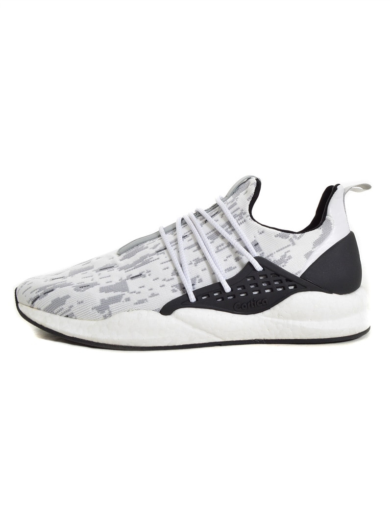 Intuous Camo White