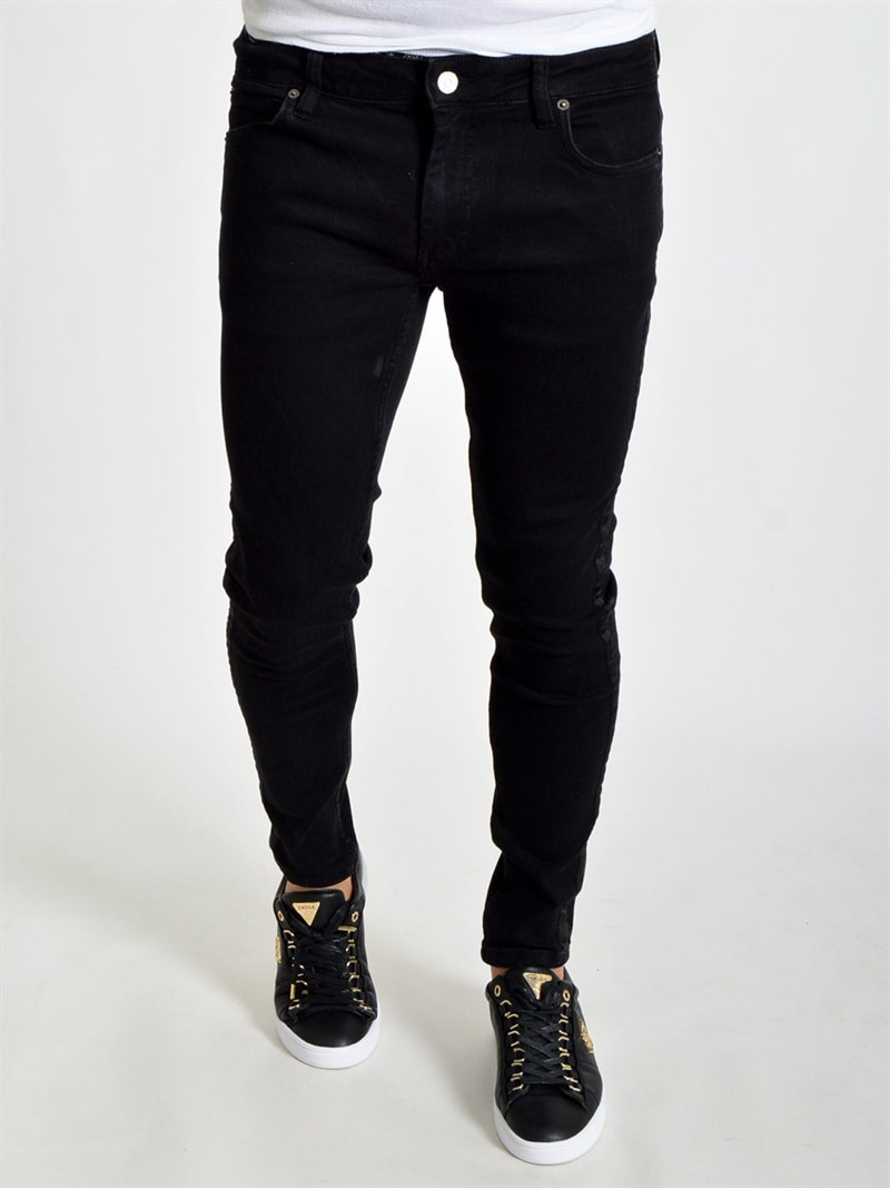 Max Black Tape