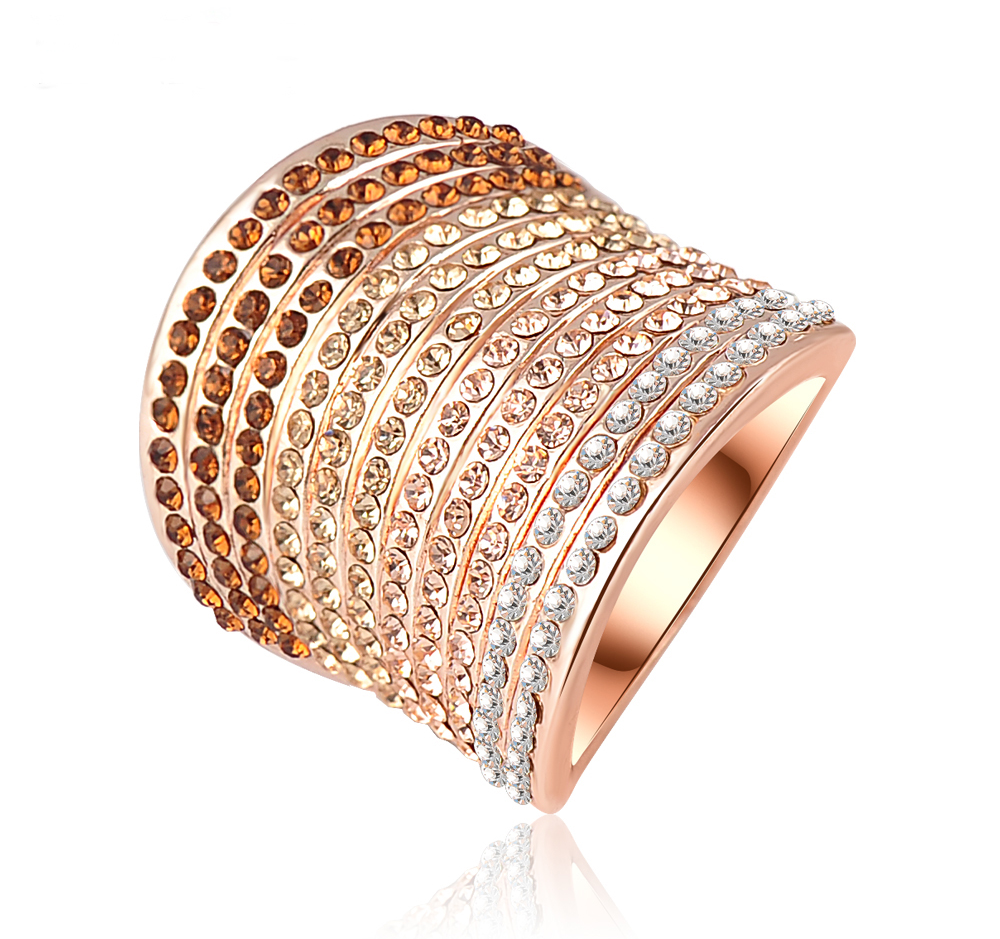 Ring med små Austrian Crystals i 18K Roséguldplätering