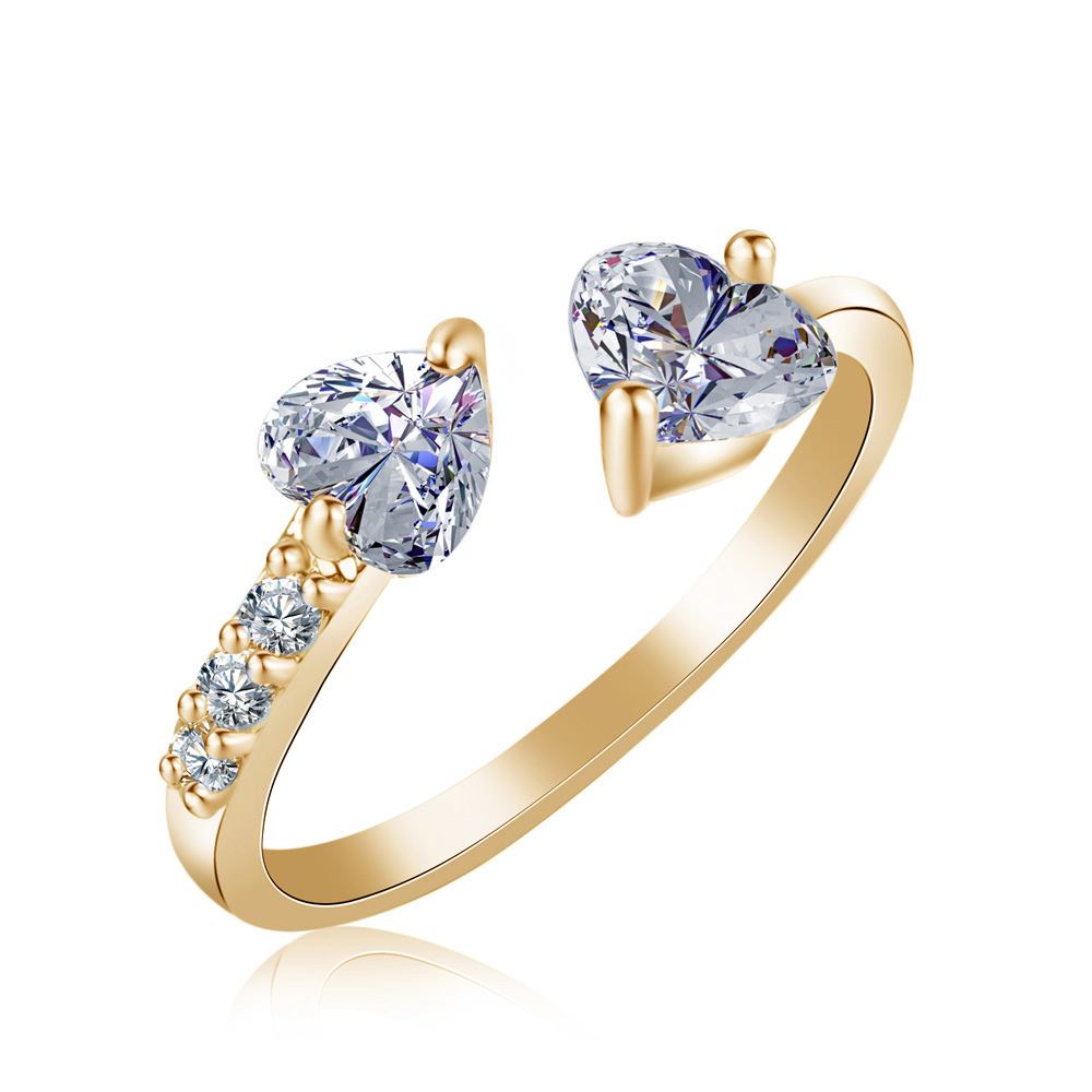 Ring med Cubic Zirconia och i 18K Guldplätering
