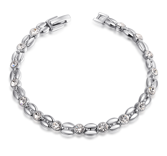 Armband med Austrian Crystals och i Platinumplätering