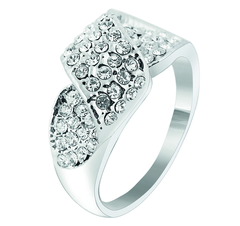 Ring med Cubic Zirconia samt  i 925 Sterling Silverplätering