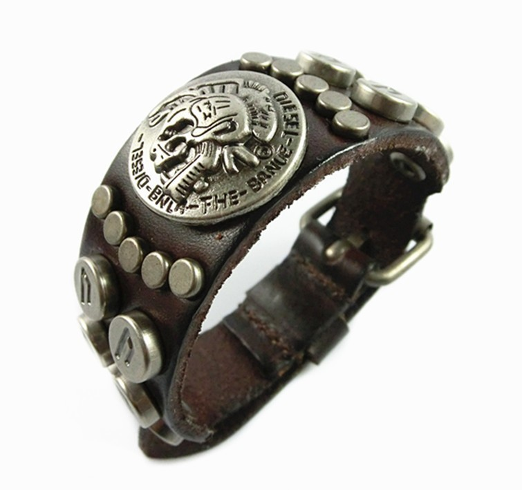 Läderarmband 