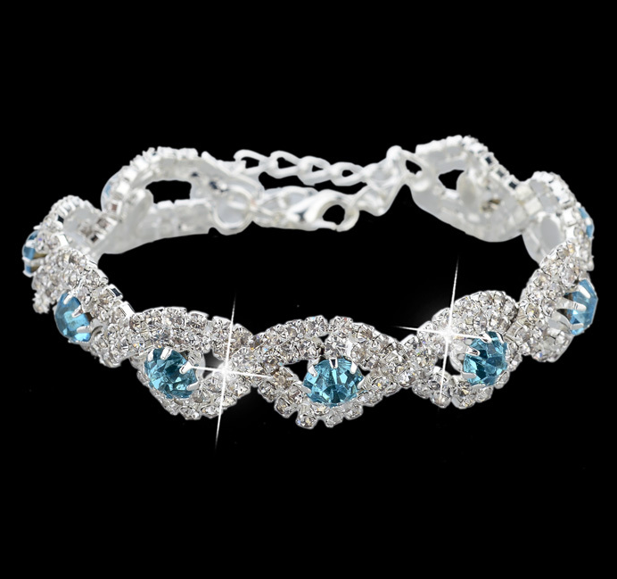 Armband med Cubic Zirconia och Austrian Crystals samt i 925 Sterling Silverplätering -Blå stenar