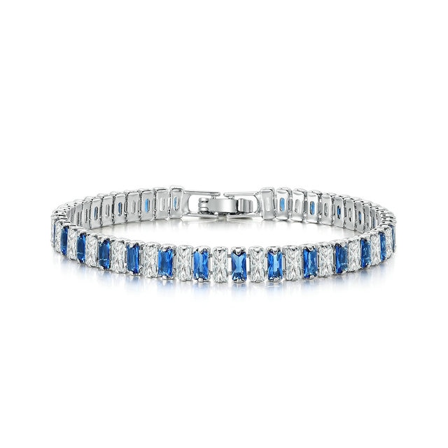 Armband med Cubic Zirconia och i med platinumplätering