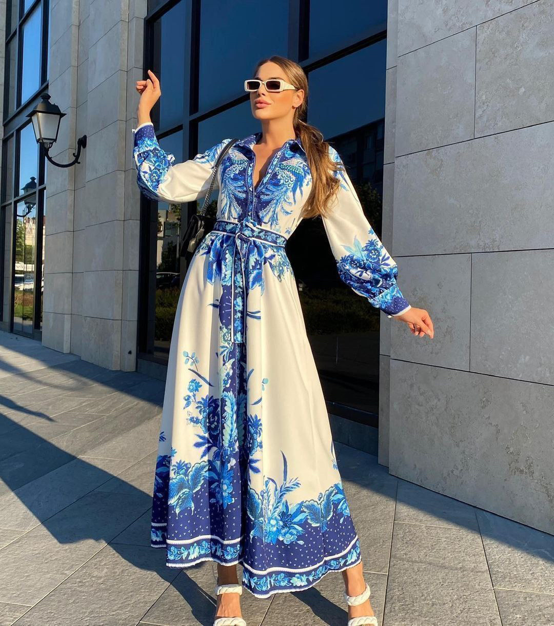 Royal Long Flowers Dress - Vit Blå