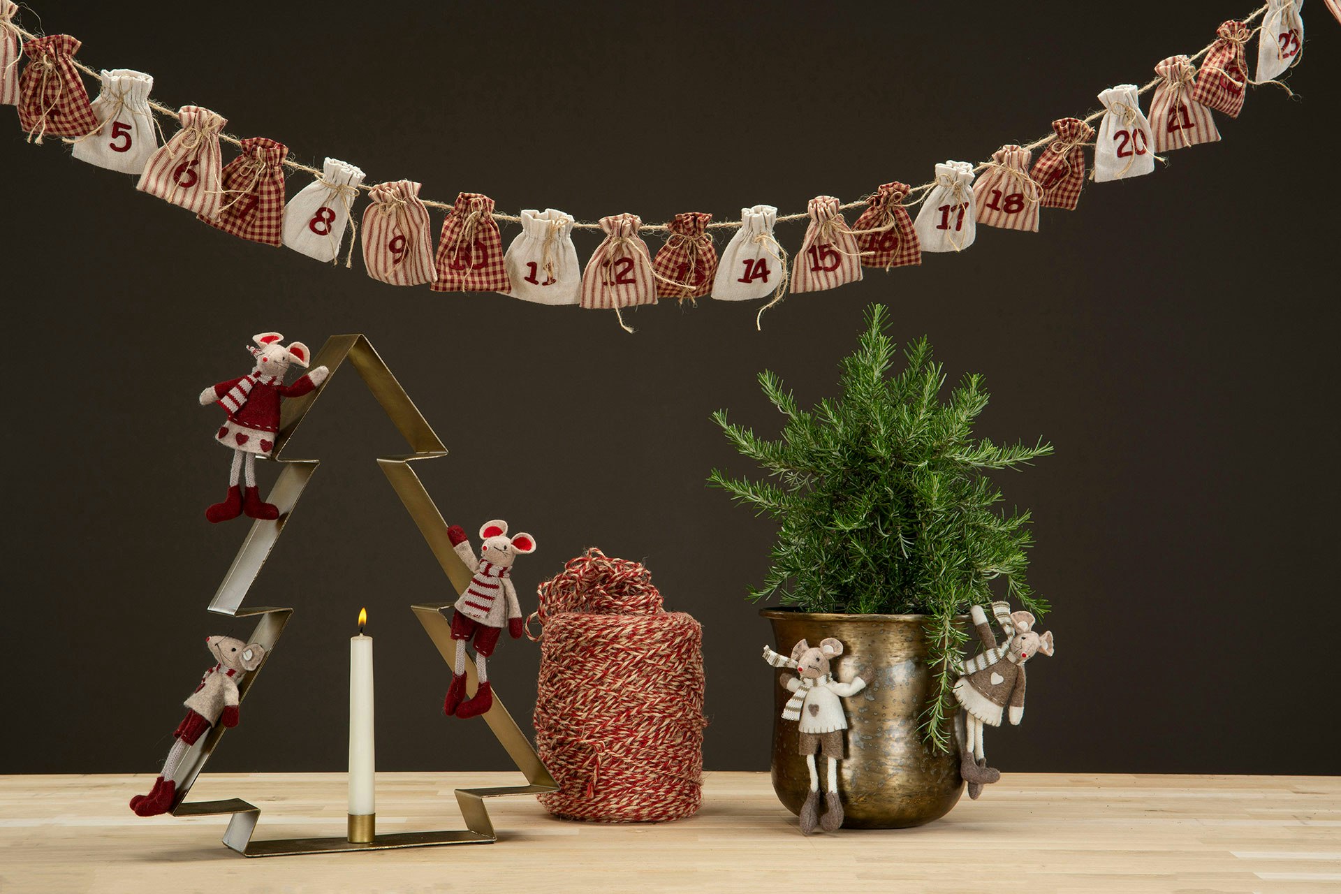Adventskalender Häng Vinröd/Mullvad