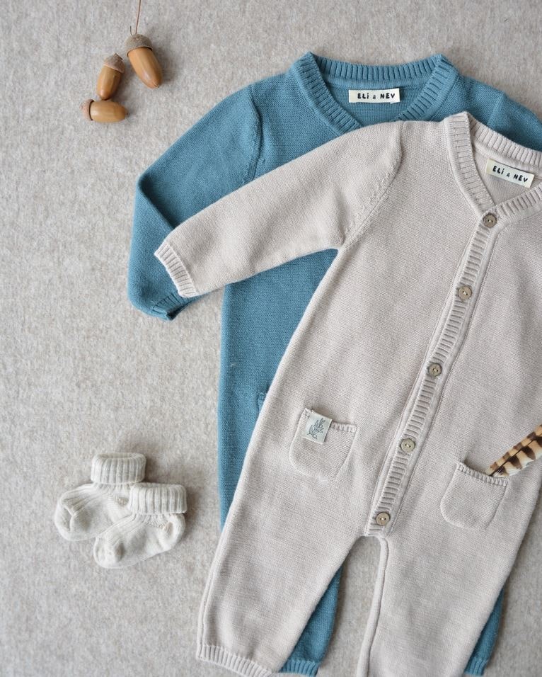 Stickad Jumpsuit till baby - Beige 1-24mån