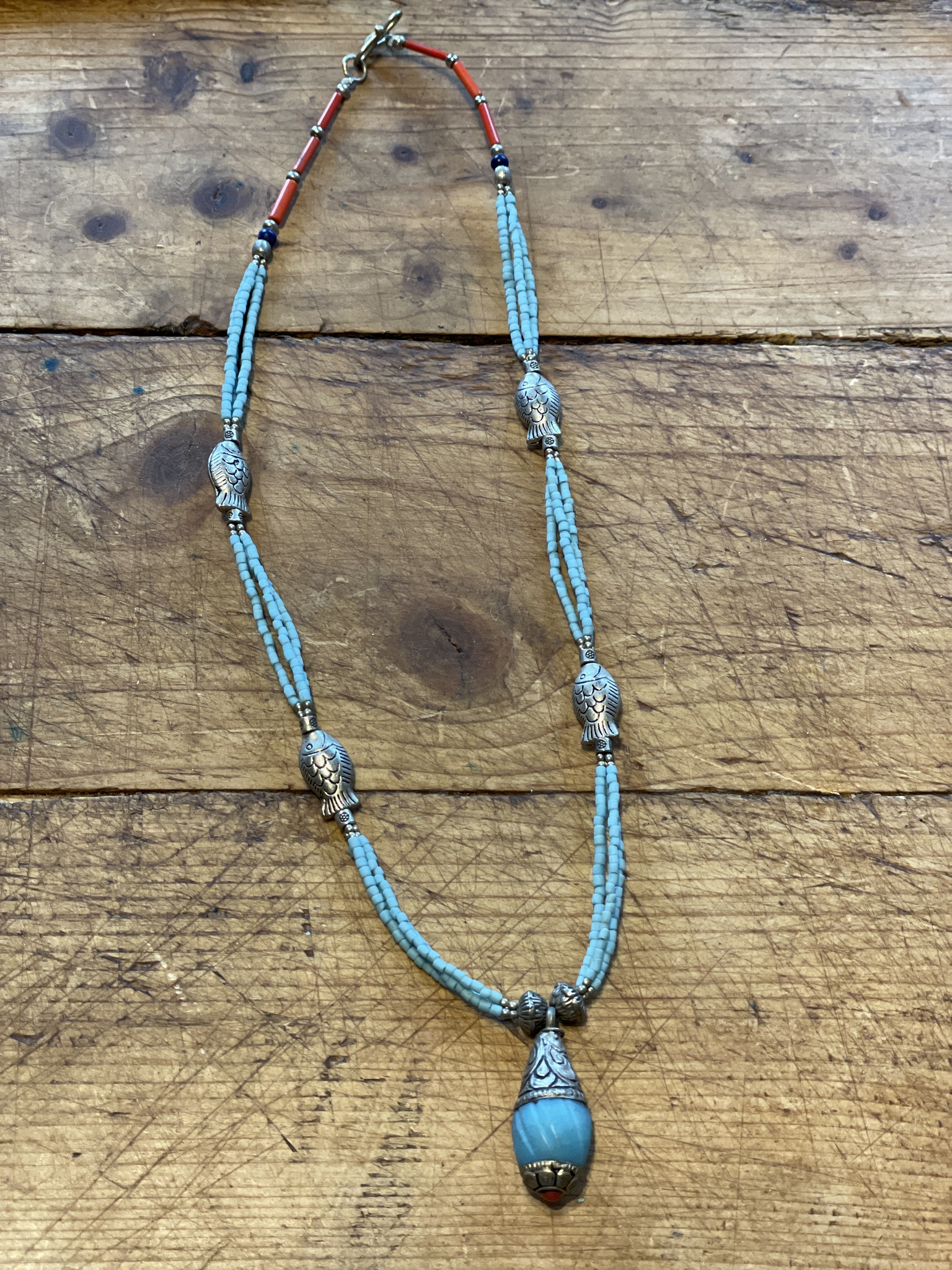 Boho beach halsband ljusblå