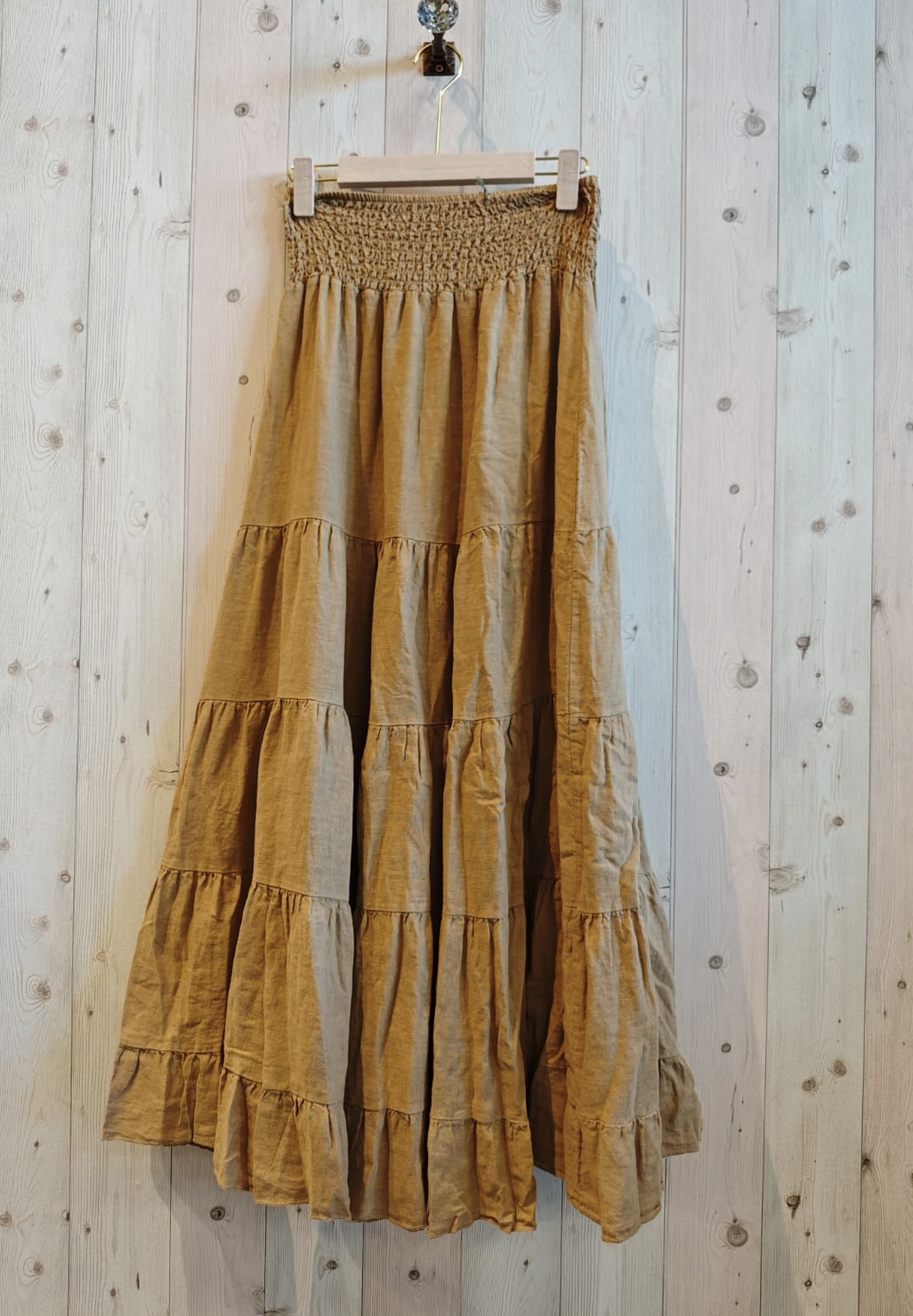 Gypsy Breeze – Volangkjol i Linne sand