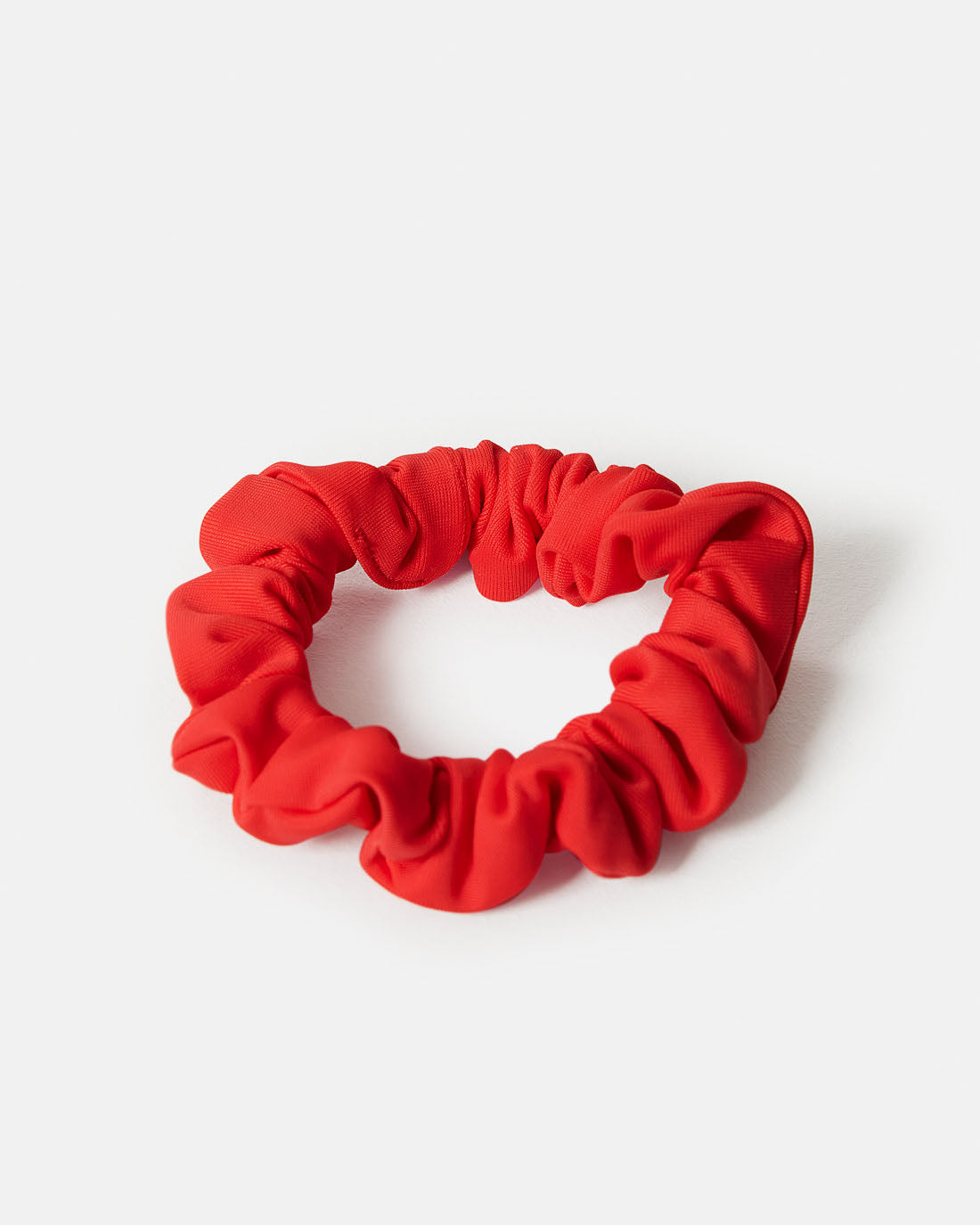 Scrunchies, finns i flera färger