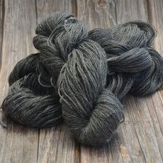 Hobby365:s egna 4-trådiga Ullgarn Mörkgrå