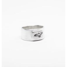 Ring med fågel