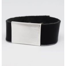Läderarmband med borstad silverbricka