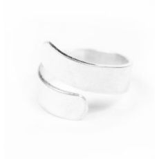 Stilren omlottring helt i silver