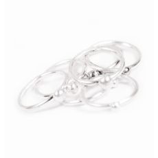 DOTS- smal silverring med kula