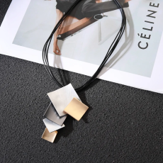Halsband Celine