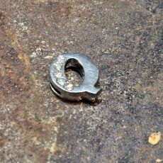 Strassbokstav till armband - Q