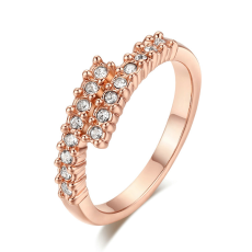 Ring "Concise" med Stellux Cubic Zirconia samt i 18K Roséguldplätering