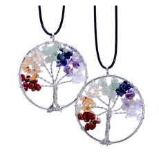 Halsband "Chakra"  -livets träd i 925 Sterling Silverplätering klädd med 7 olika stenar och kristaller samt med läderrem