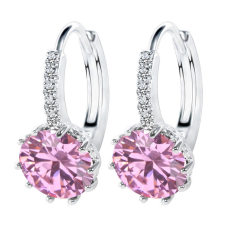 Örhängen med flera små vita Cubic Zirconia och en större Cubic Zirconia i Rosa samt i 18 K Vit Guldplätering