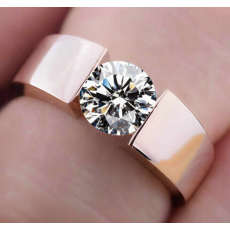 Stilren ring med en Cubic Zirconia och i 18K Roséguldplätering