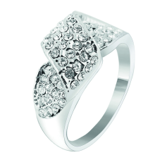 Ring med Cubic Zirconia samt  i 925 Sterling Silverplätering