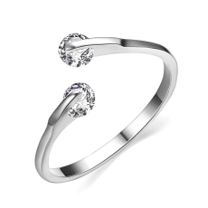 Ring med Dubbla Cubic Zirconia och Platinumplätering