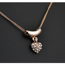 Halsband Hjärtformat med Stellux Austrian Crystals och guldplätering