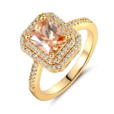 Ring "Princess Cut" med många små  vita och en stor orange Cubic Zirconia samt i 18K Guldplätering
