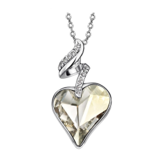 Halsband "White heart" med en större vit Austrian Crystal och flera små Austrian Crystals samt i platinumplätering