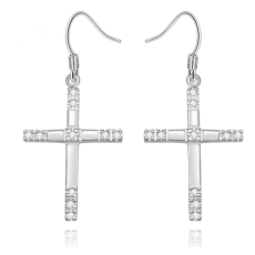 Örhängen med Cubic Zirconia och i 925 Sterling Silverplätering