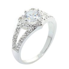 Ring med Cubic Zirconia samt i 925 Sterling Silverplätering