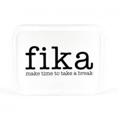Bricka make time fika 27 x 20 cm ,vit med svart text