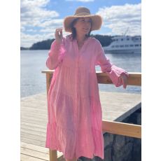 Maxiklänning free spirit med knappar bubblegum pink