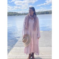 Maxiklänning free spirit med knappar rosa