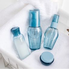 Refillable Travel Containers – 6-Piece Aesthetic Set