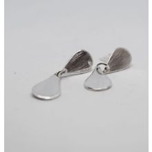Droppformade örhängen