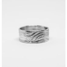 "Wave" ring