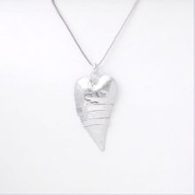 Halsband Heartstripe