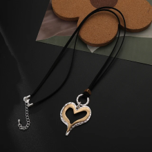 Halsband I Ditt Hjärta