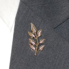 Kavajnål Kvist