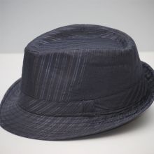 Hatt MANHATTAN grå
