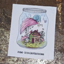Putsduk - Life in a jar, At home